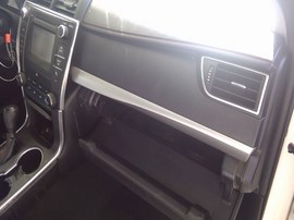 2017 TOYOTA CAMRY, WHITE, SE, 2.5L, AT,  Z25951